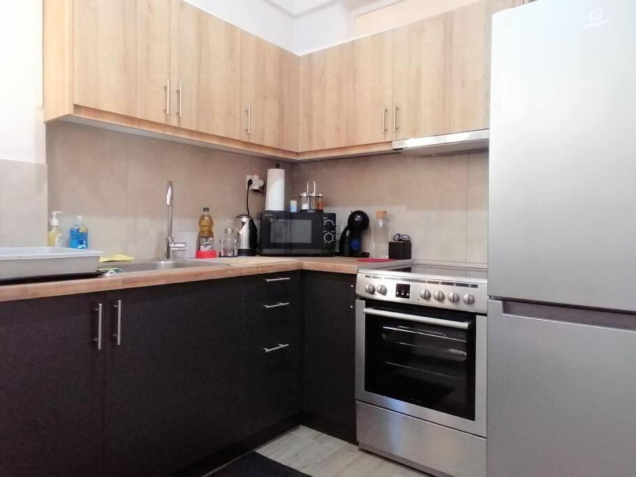 Koukaki Cozy Apartment 5 Minutes To Metro Athen Exterior foto
